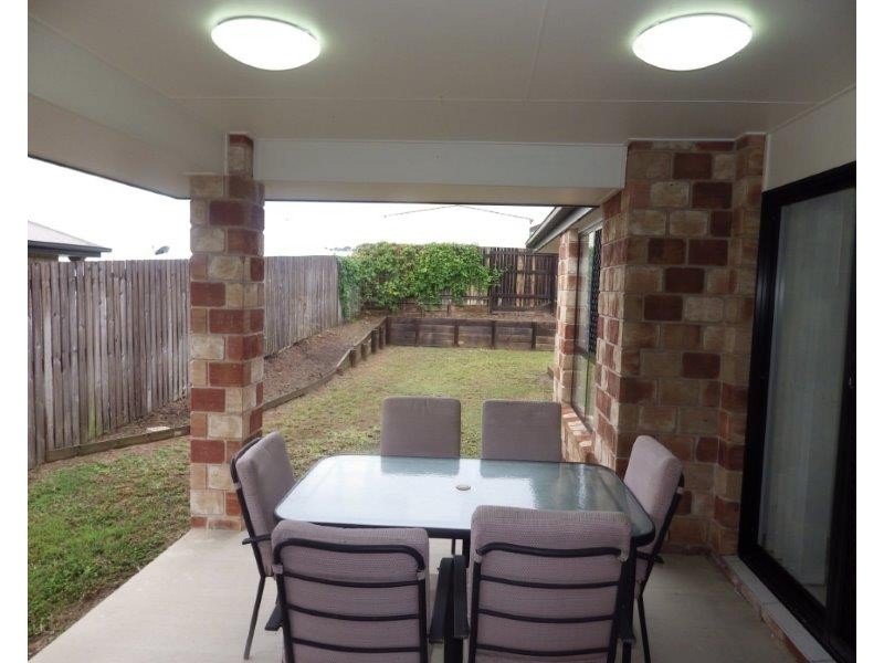 57 Koowin Drive, Kirkwood QLD 4680