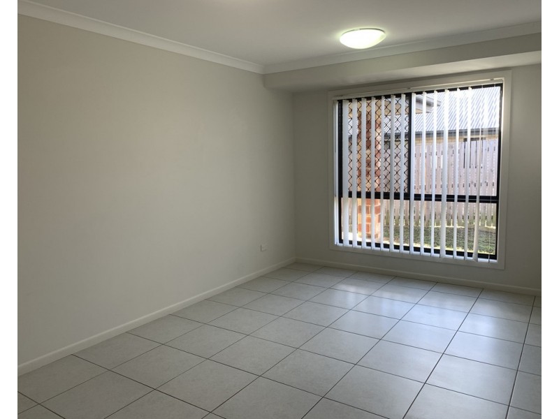 57 Koowin Drive, Kirkwood QLD 4680