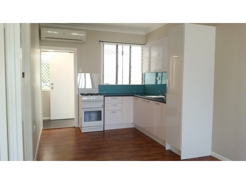 4/11 Humphrey Street, West End QLD 4810