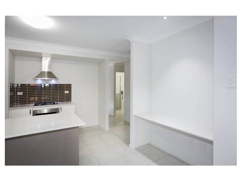 11 Marble Street, Mount Louisa QLD 4814