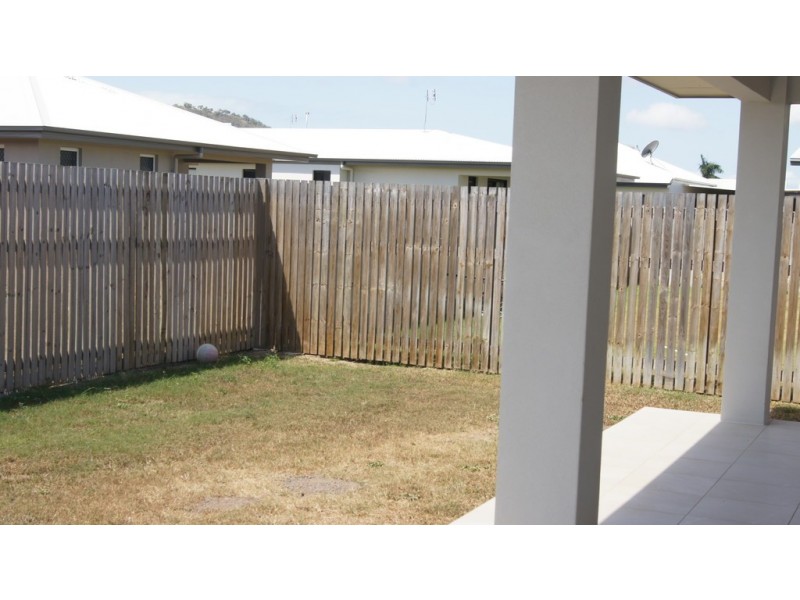 43 Roosevelt Loop, Mount Louisa QLD 4814