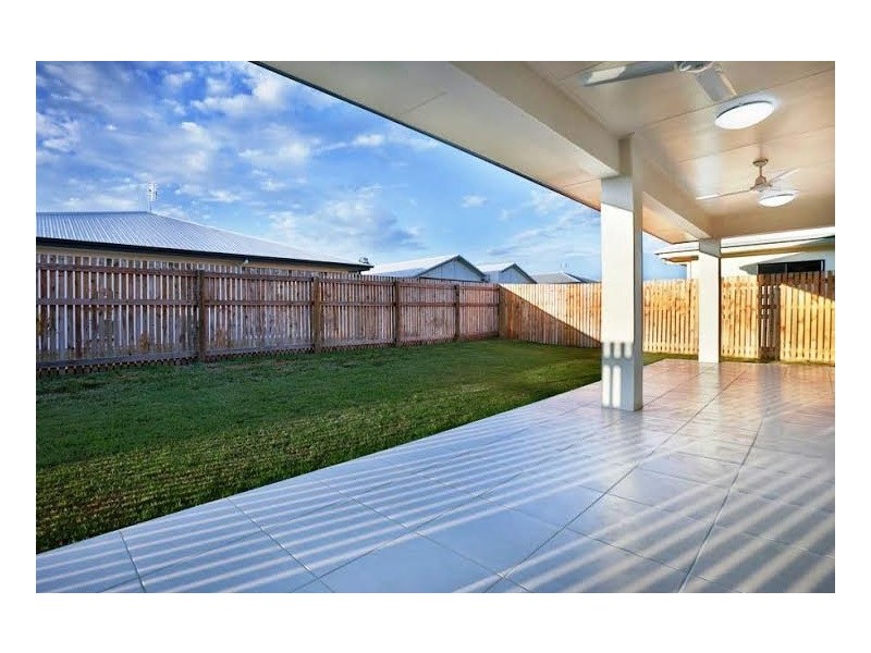 33 Roosevelt Loop, Mount Louisa QLD 4814