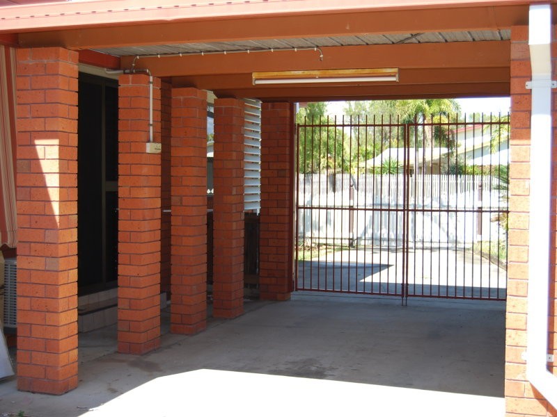 42 Paluma Street, Thuringowa Central QLD 4817