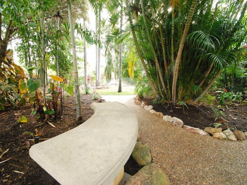 4 Heferen Crescent, Black River QLD 4818