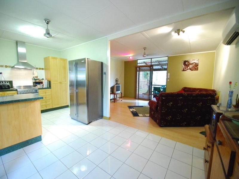 4 Heferen Crescent, Black River QLD 4818