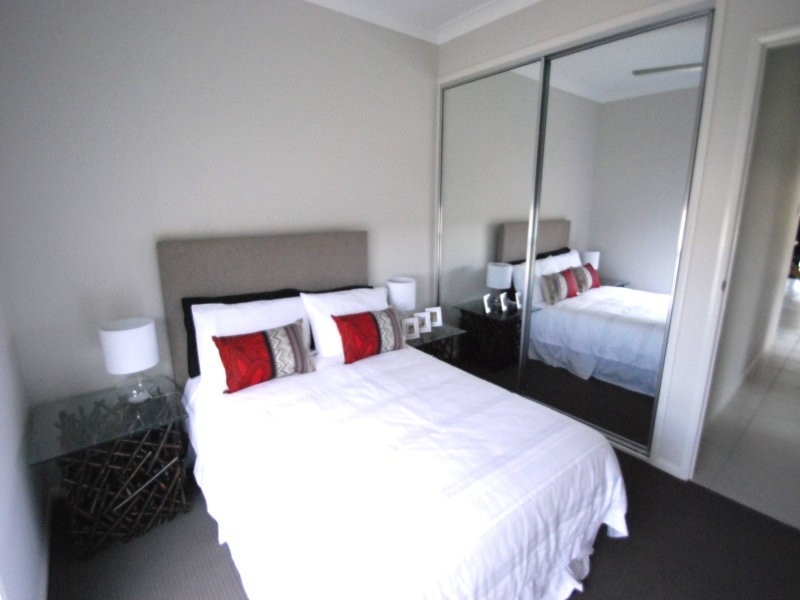 11 Truman Way, Mount Louisa QLD 4814