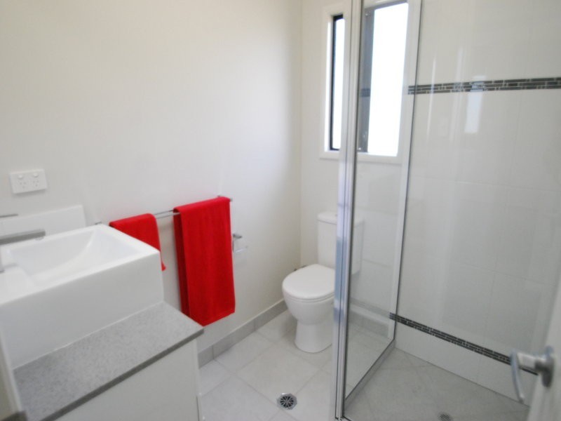 11 Truman Way, Mount Louisa QLD 4814