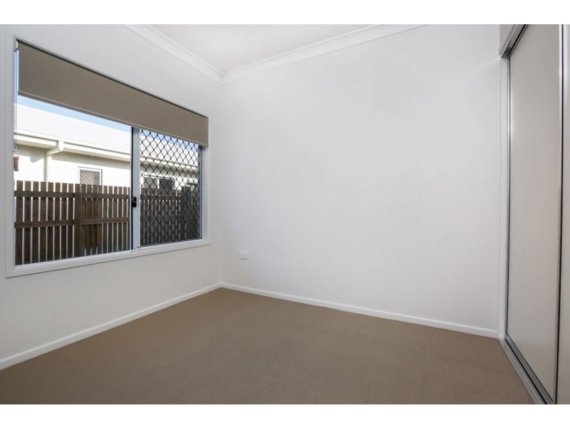 2/56 Gadsden Loop, Mount Louisa QLD 4814