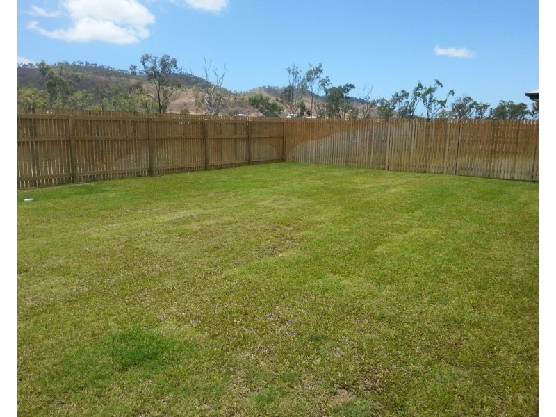 Mount Louisa QLD 4814