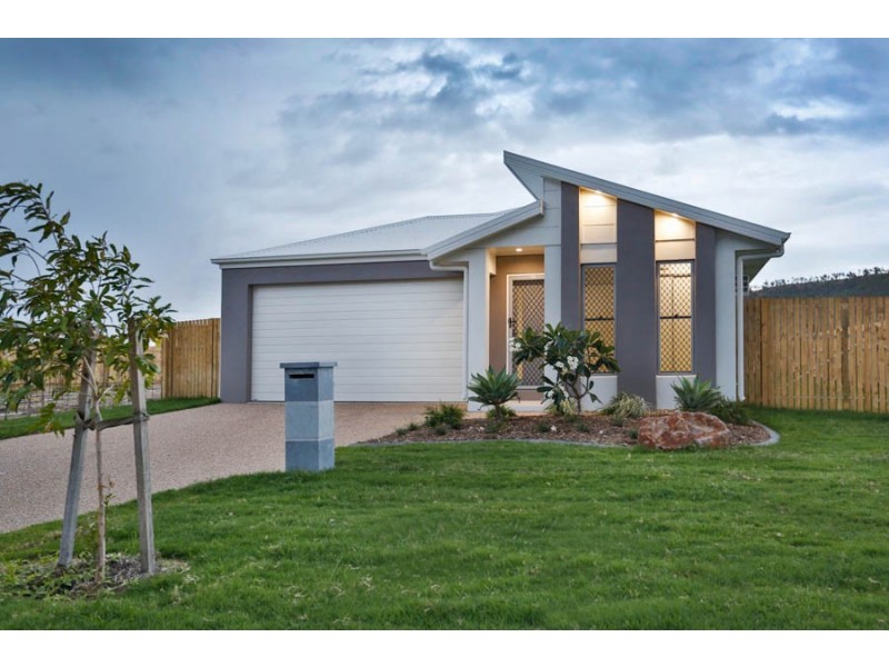 30 Delaware Green, Mount Louisa QLD 4814