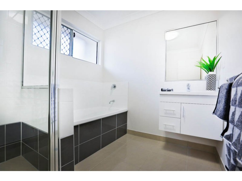 15 The Burlings, Shaw QLD 4818