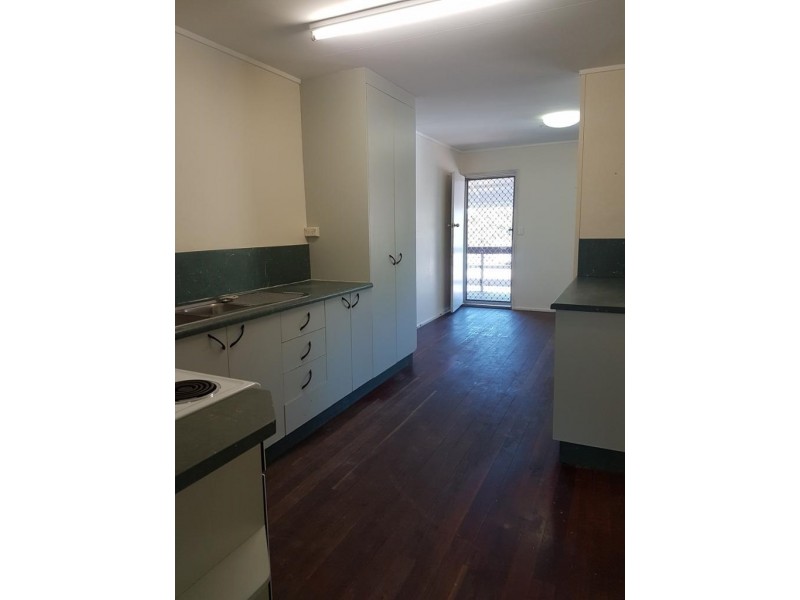 1/5 The Esplanade, Pallarenda QLD 4810