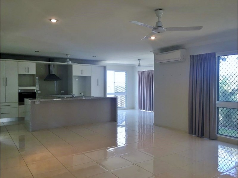 6 Girraween Avenue, Douglas QLD 4814