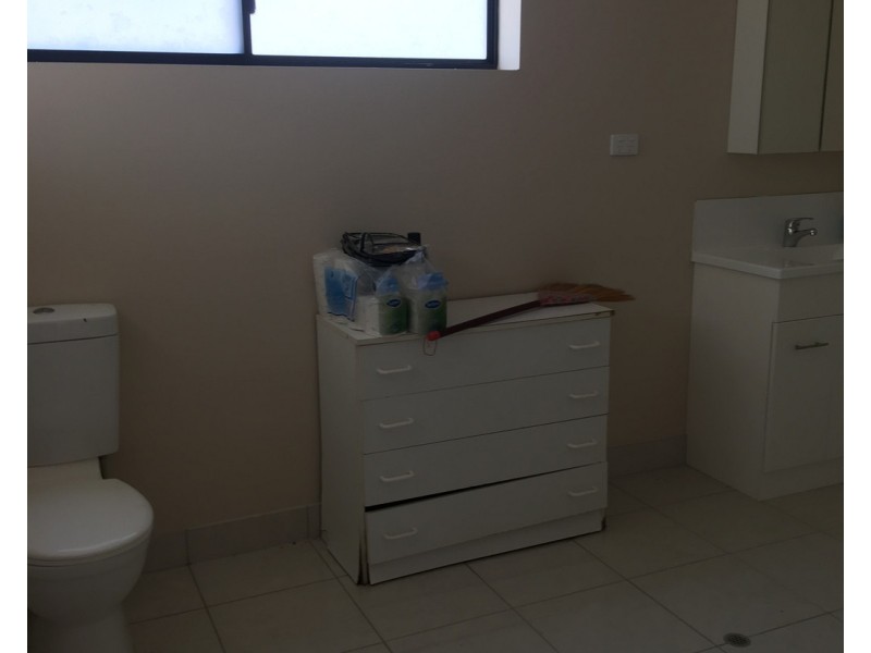 494 Cape Cleveland Road, Cape Cleveland QLD 4810