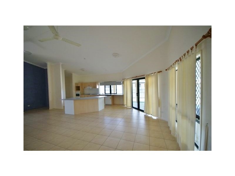 16 Mayneside Circuit, Annandale QLD 4814