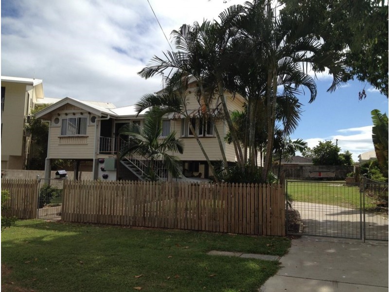 153 Eyre Street, North Ward QLD 4810