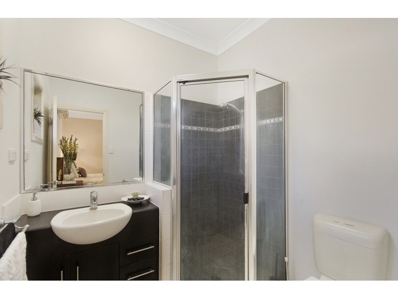 9 Sheerwater Parade, Douglas QLD 4814