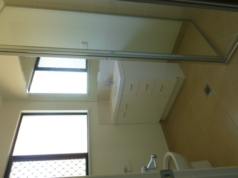 Bushland Beach QLD 4818