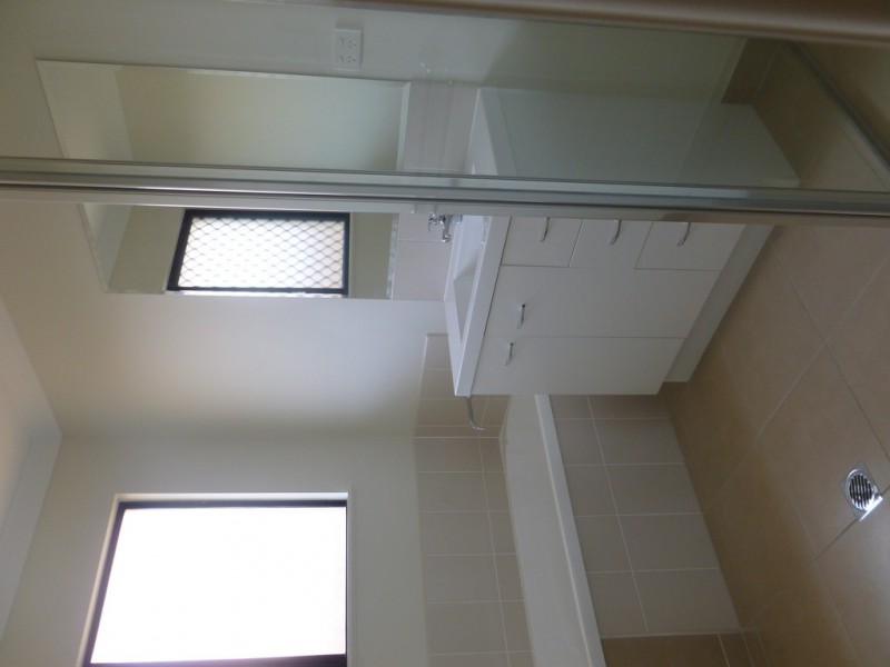 Bushland Beach QLD 4818