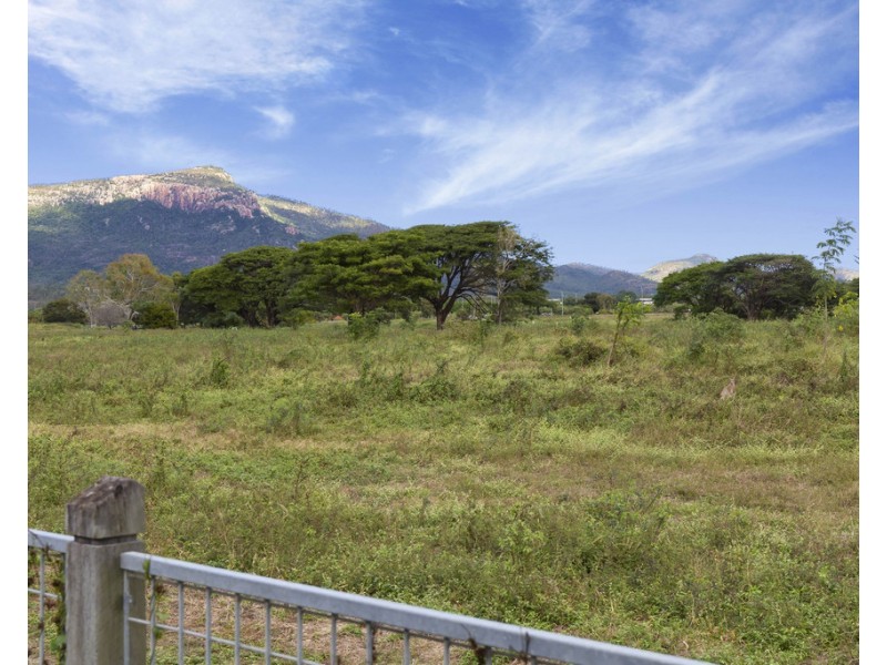 83 Springbrook Parade, Idalia QLD 4811