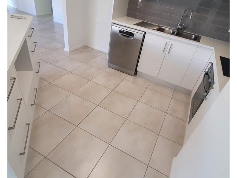 Idalia QLD 4811