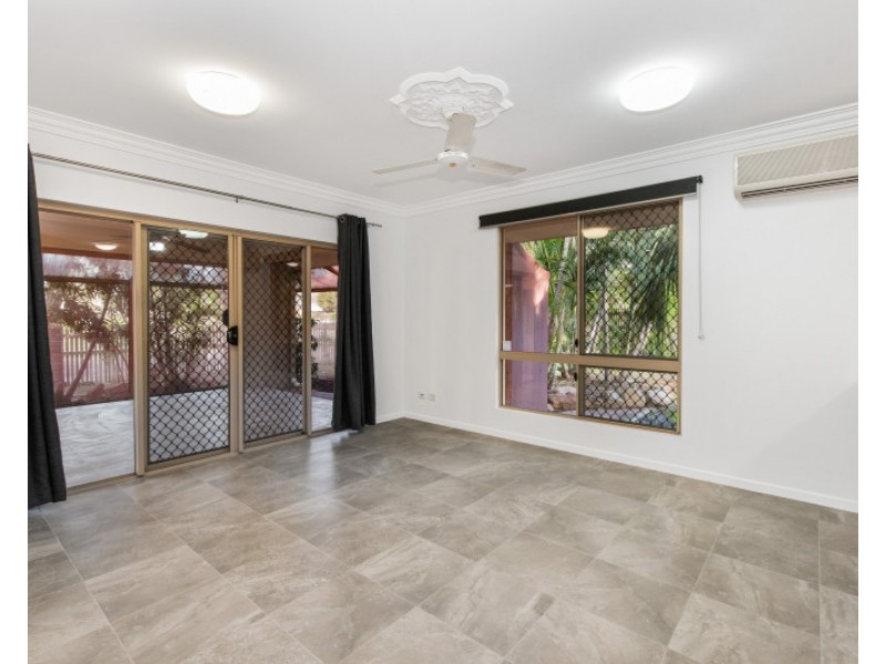 1 Jenkinson Dr, Annandale QLD 4814