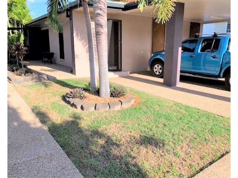 West End QLD 4810