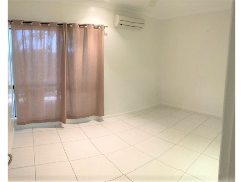 West End QLD 4810