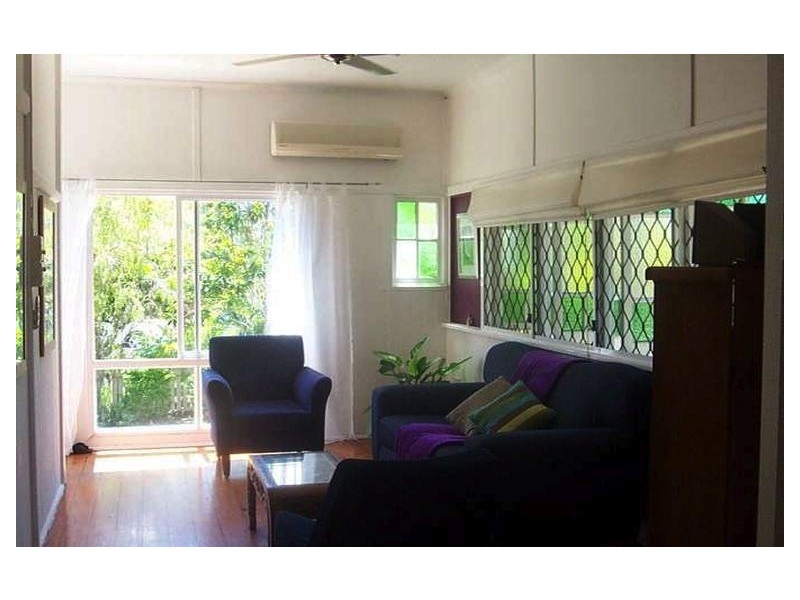 4 Granville Street, Pimlico QLD 4812