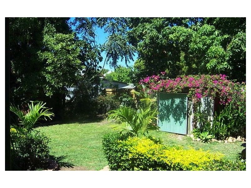 4 Granville Street, Pimlico QLD 4812