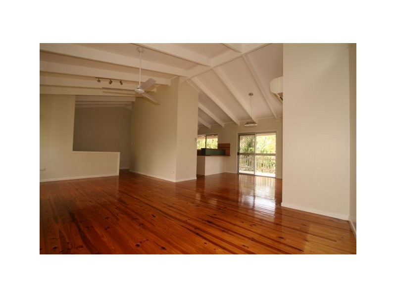 4 Pinto Court, Kelso QLD 4815