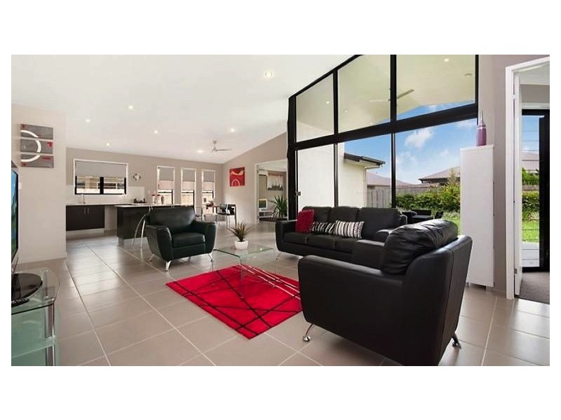 6 Sovereign Terrace, Idalia QLD 4811