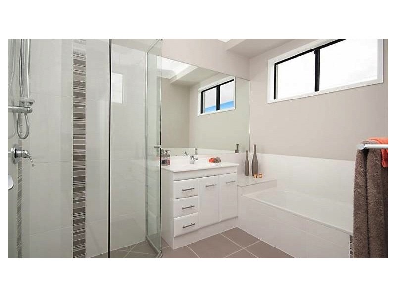 6 Sovereign Terrace, Idalia QLD 4811