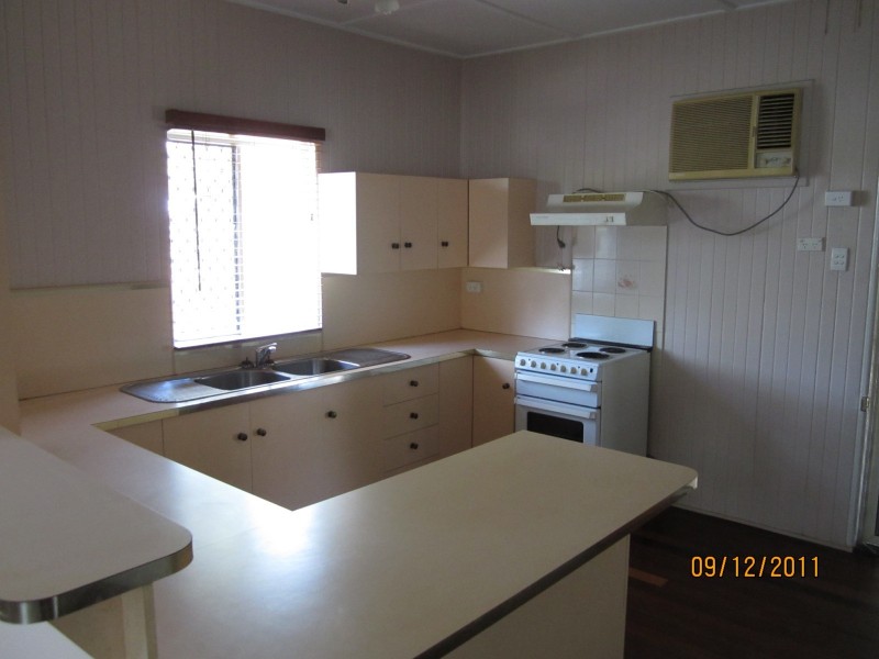 26 Downs Street, Gulliver QLD 4812