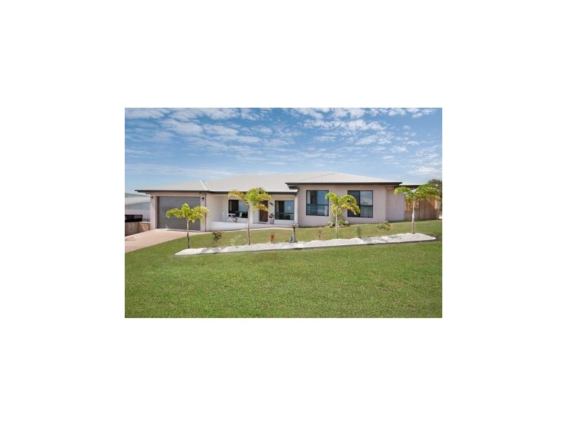 13 Britomart Street, Bushland Beach QLD 4818