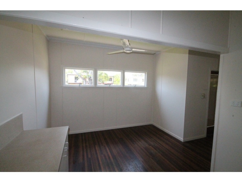 13 Werona Street, Mundingburra QLD 4812