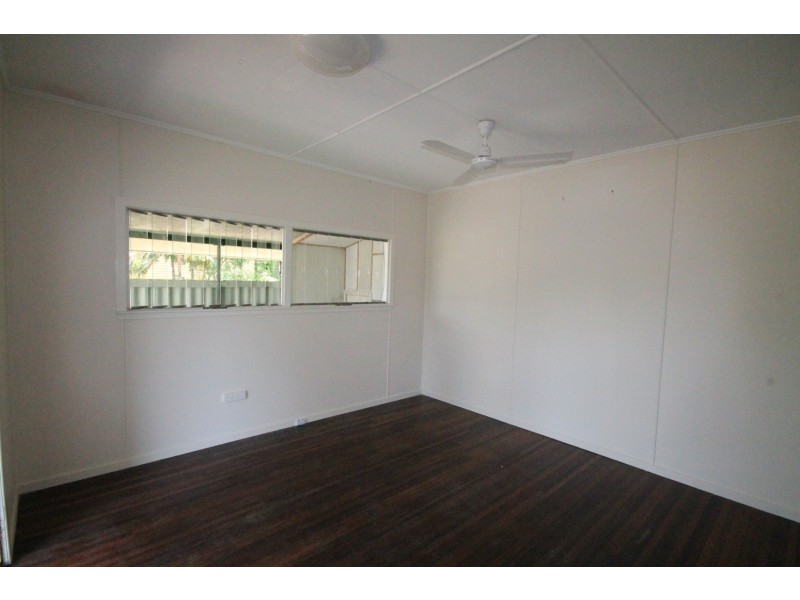 13 Werona Street, Mundingburra QLD 4812