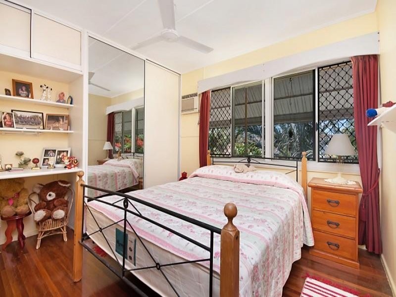 271  Corcoran Street, Currajong QLD 4812