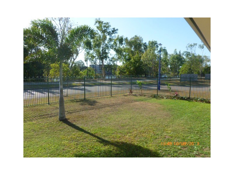 31 Sheerwater Parade, Douglas QLD 4814