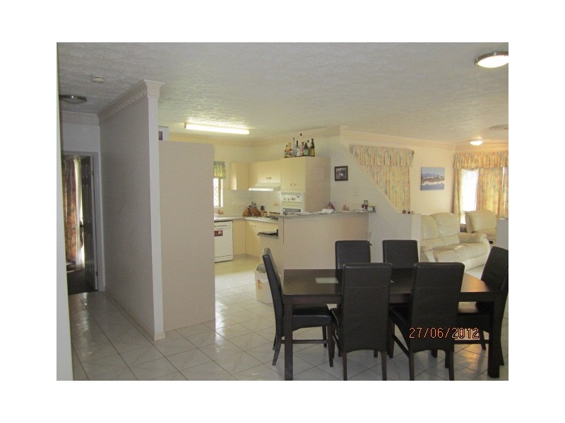 77 Banfield Drive, Mount Louisa QLD 4814