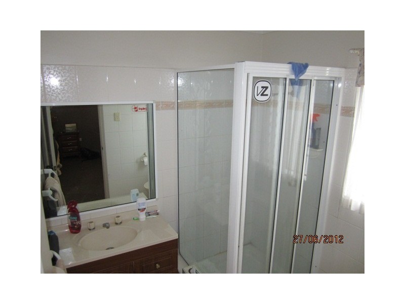 77 Banfield Drive, Mount Louisa QLD 4814