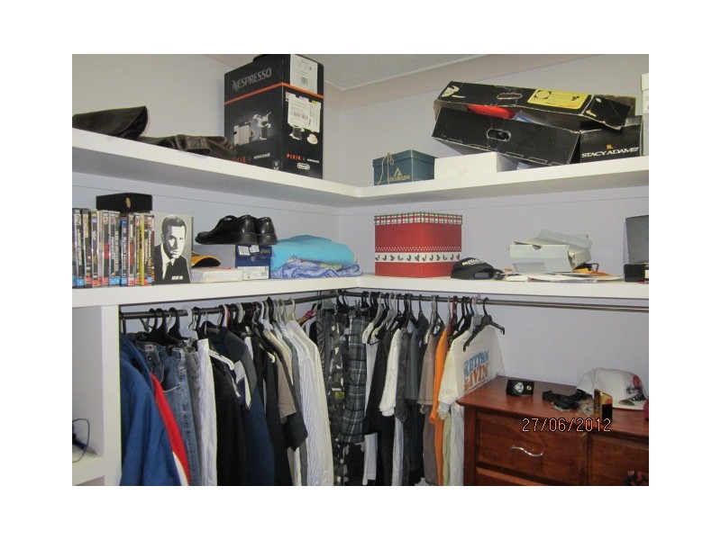 77 Banfield Drive, Mount Louisa QLD 4814