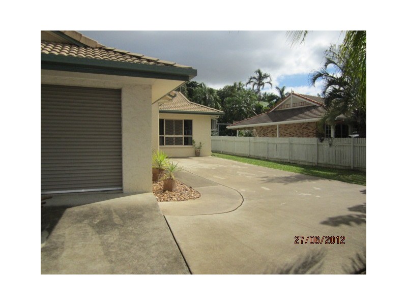 77 Banfield Drive, Mount Louisa QLD 4814