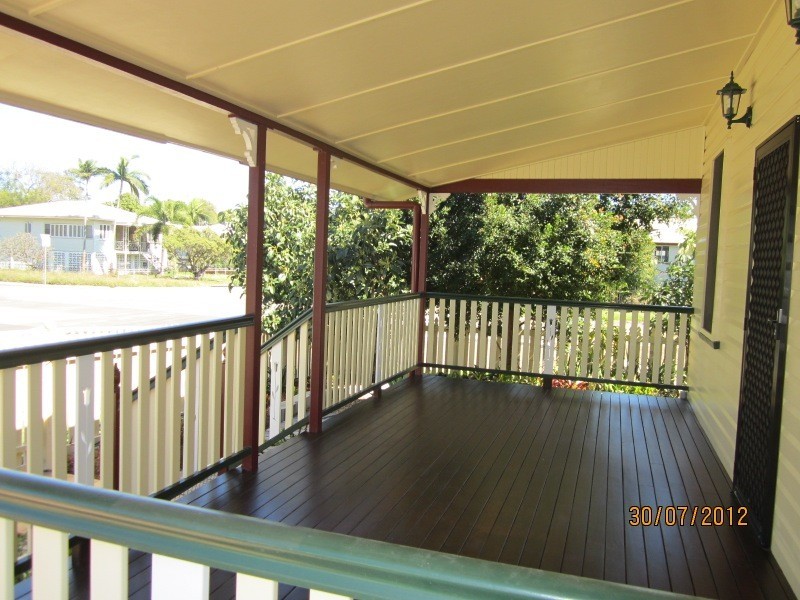 39 Sixth Street, South Townsville QLD 4810