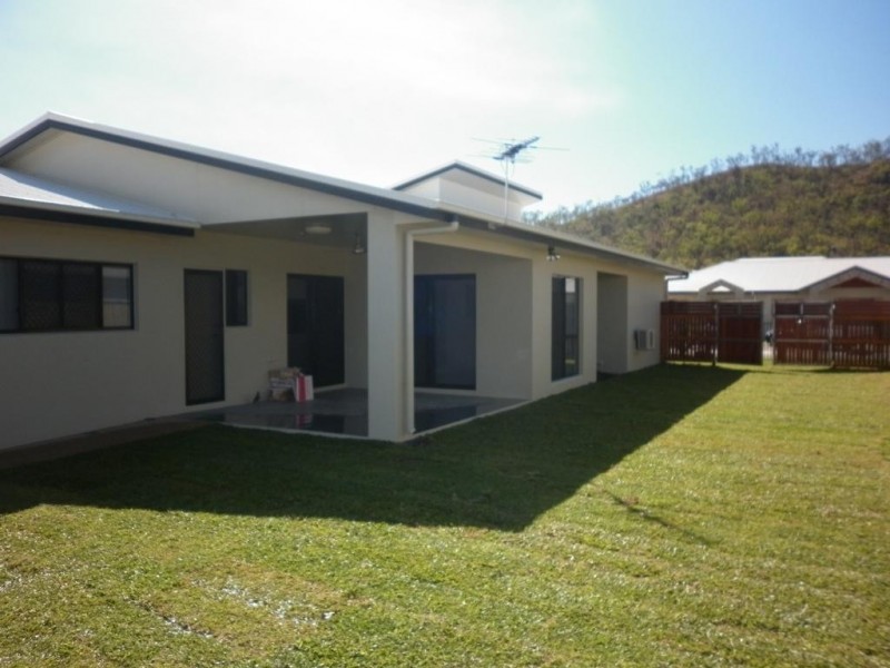 Mount Louisa QLD 4814