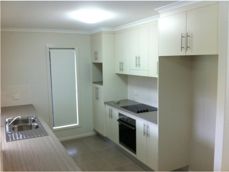 10 Broadwater Avenue (Kalynda Chase), Bohle Plains QLD 4817