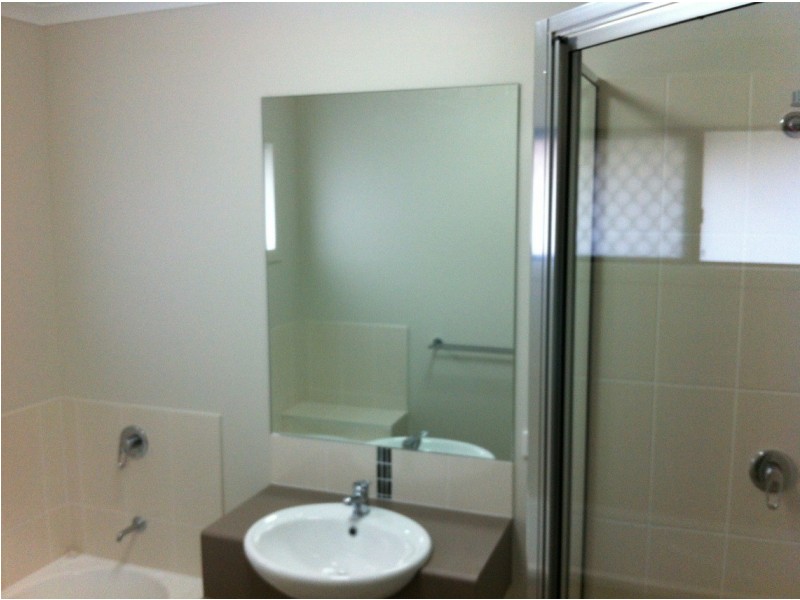 10 Broadwater Avenue (Kalynda Chase), Bohle Plains QLD 4817