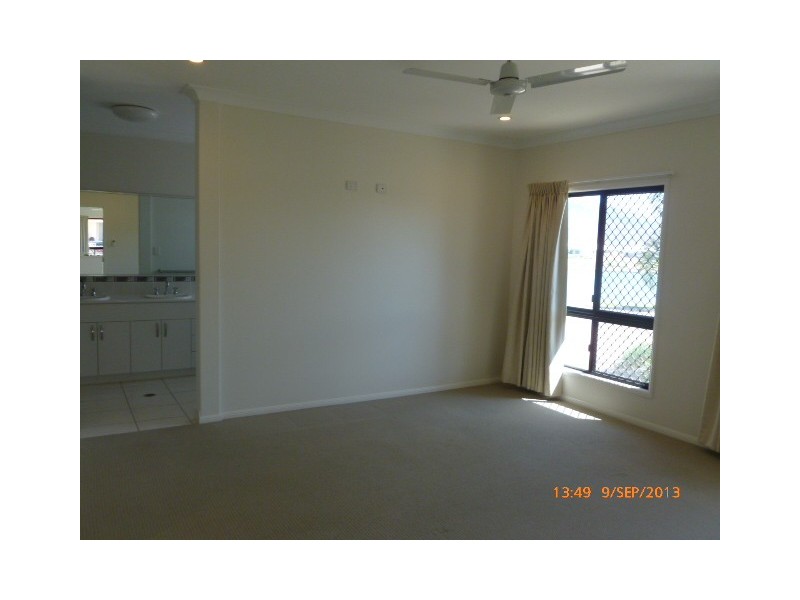 1 Waterstone Terrace, Idalia QLD 4811