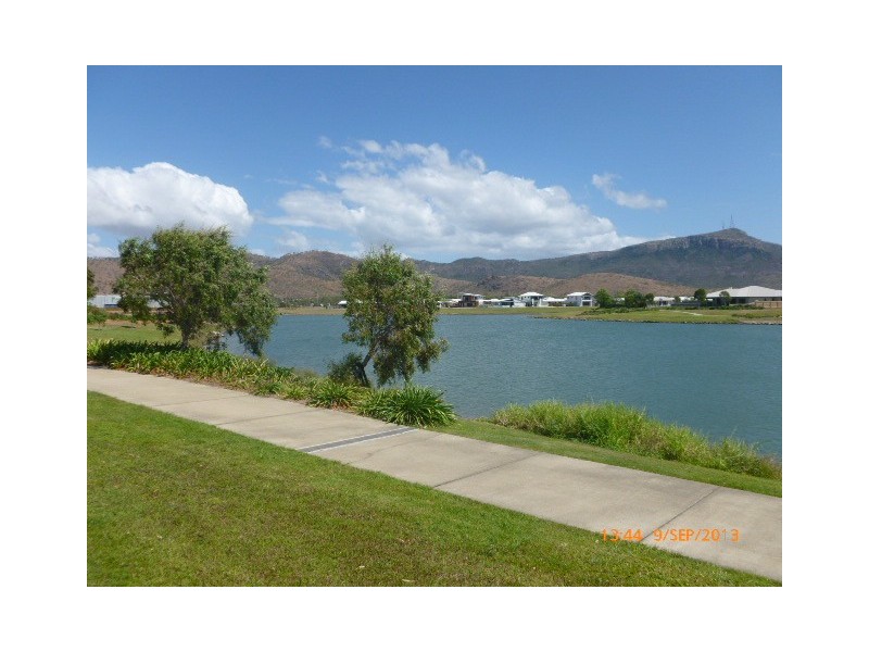 1 Waterstone Terrace, Idalia QLD 4811