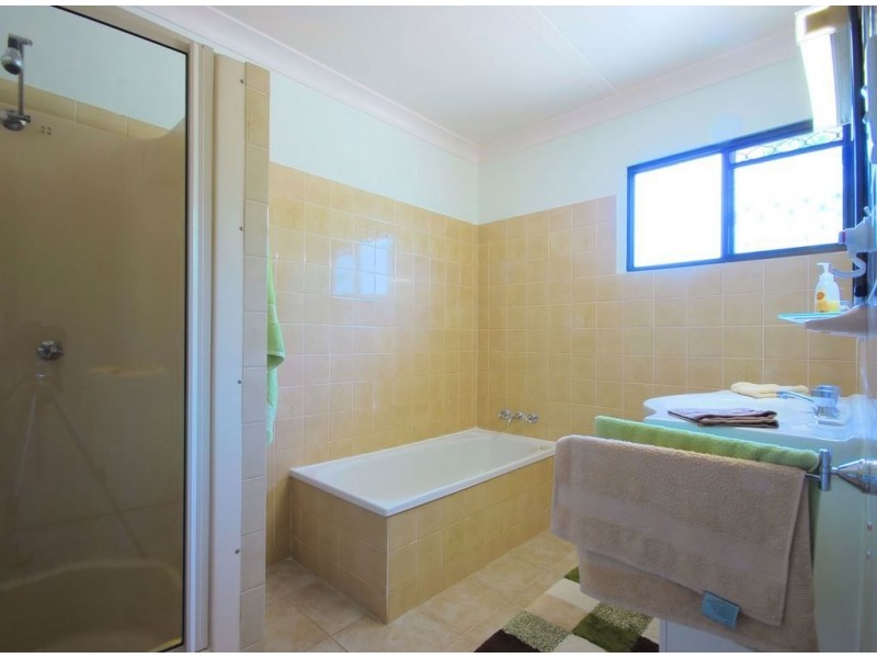 13 Macadamia Court, Bushland Beach, Bushland Beach QLD 4818